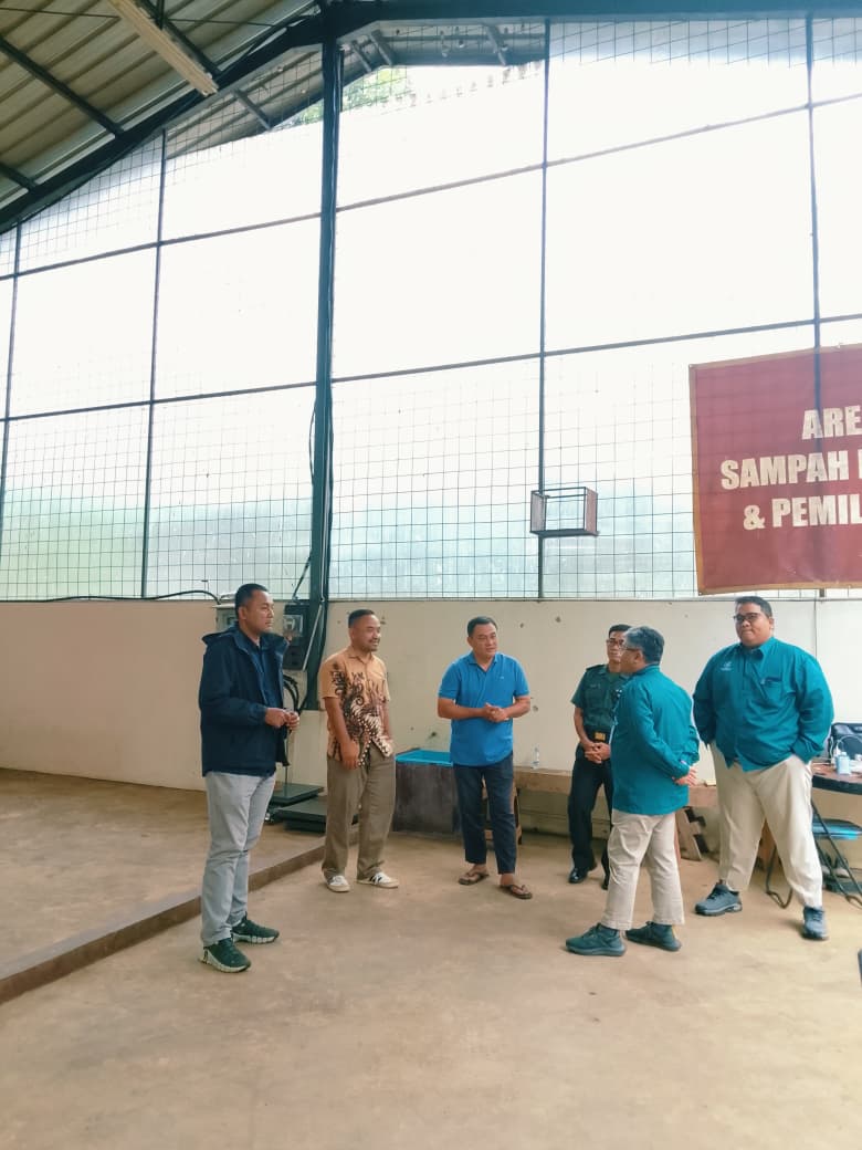 Kegiatan: Visit Kabid DLH Kab Bogor dan TIM KLHK ke TPST